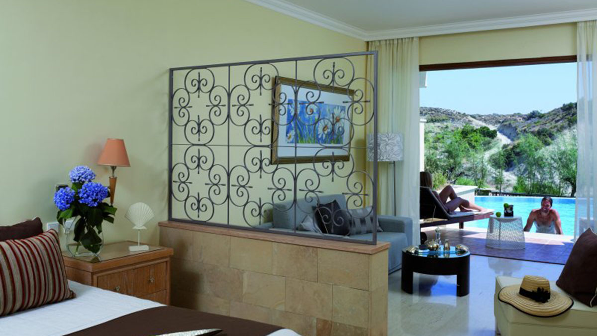 Junior Suite Swim Up